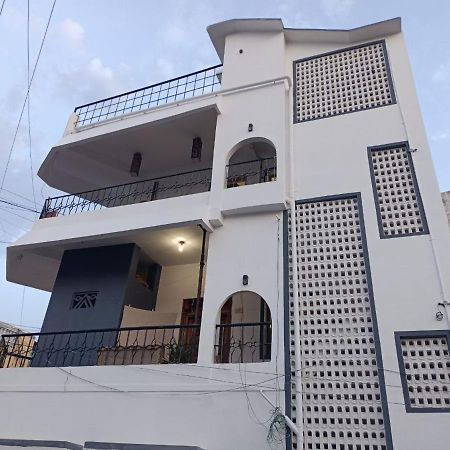 Cathe'S Town House Hotel Pondicherry Bagian luar foto